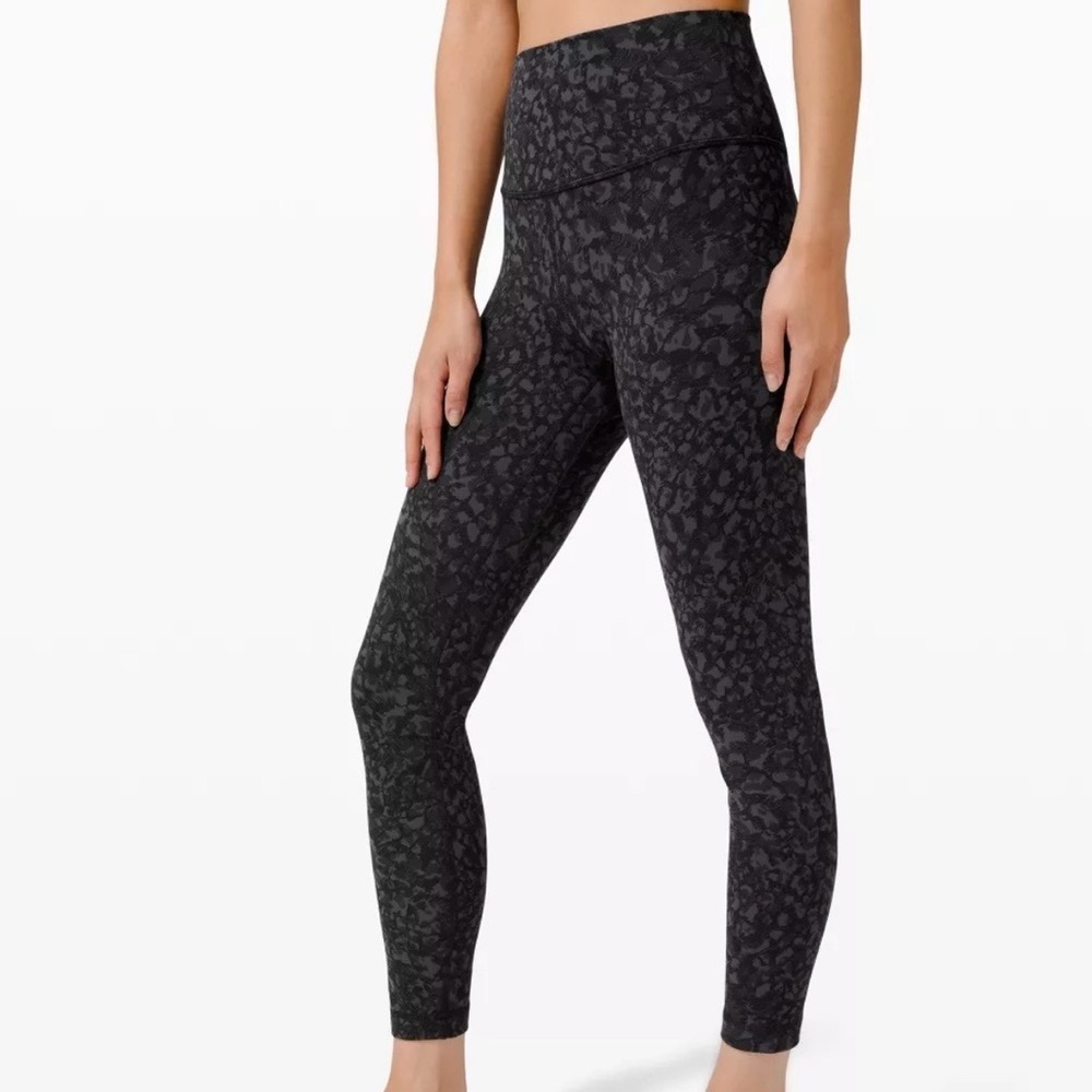 LULULEMON Align High-Rise Pant 
Size 4 Black & charcoal